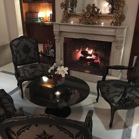 Castillo Del Bosque La Zoreda