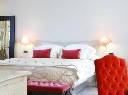 Castillo Del Bosque La Zoreda 5*