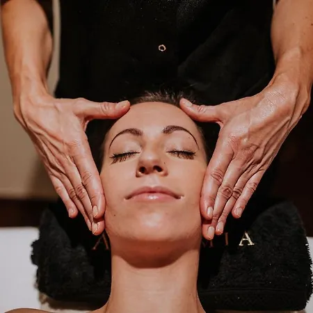 Castillo Del Bosque La Zoreda Hotell La Manjoya