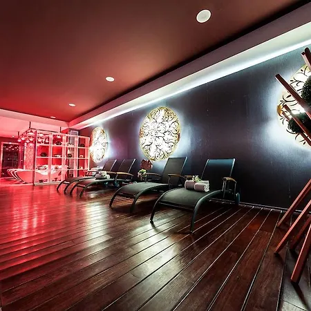 Castillo Del Bosque La Zoreda Hotel