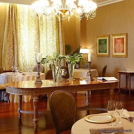 Hotel Castillo Del Bosque La Zoreda 5*