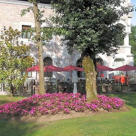 Hotel Castillo Del Bosque La Zoreda La Manjoya