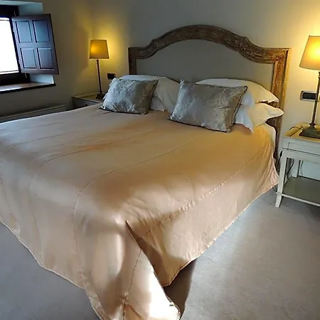 Hotel Castillo Del Bosque La Zoreda