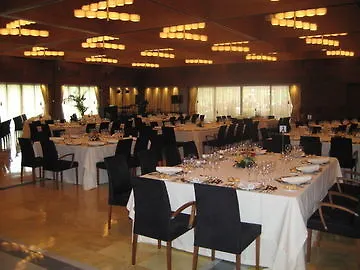 Hotel Castillo Del Bosque La Zoreda 5*
