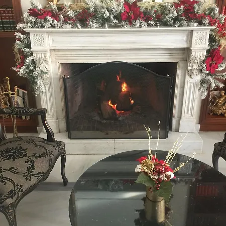 ホテル Castillo Del Bosque La Zoreda 5*