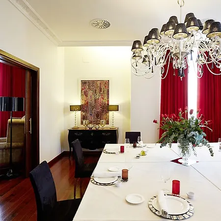 Castillo Del Bosque La Zoreda 5*