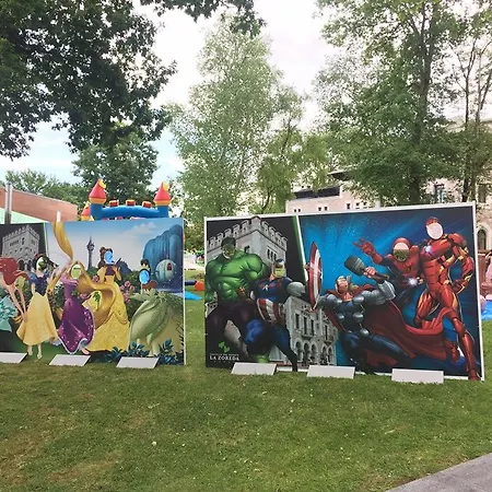 Castillo Del Bosque La Zoreda Hotell 5*