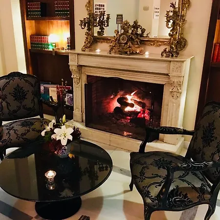 Hotell Castillo Del Bosque La Zoreda 5*