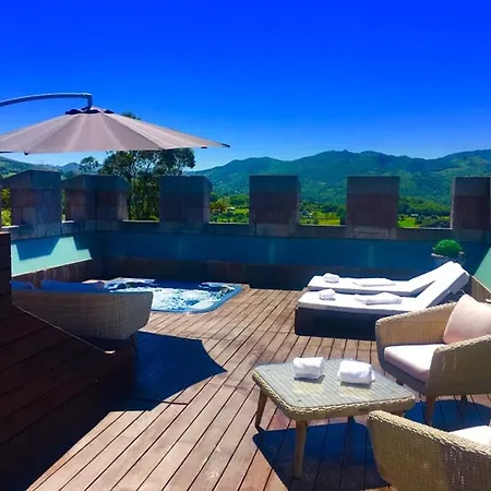 Castillo Del Bosque La Zoreda La Manjoya