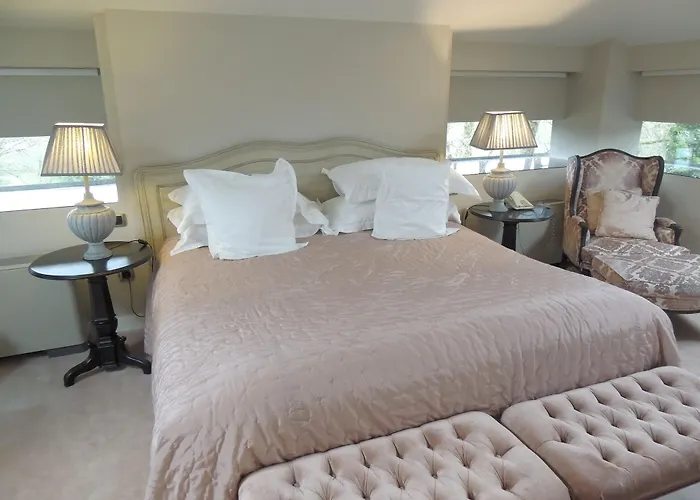 Hotel Castillo Del Bosque La Zoreda