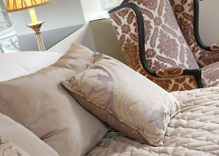 Hotel Castillo Del Bosque La Zoreda La Manjoya