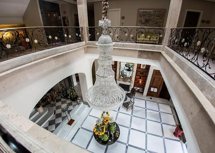 Castillo Del Bosque La Zoreda 5*