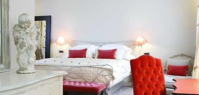 Castillo Del Bosque La Zoreda 5*