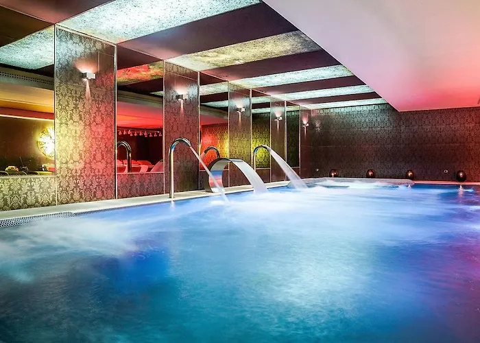 Hotel Castillo Del Bosque La Zoreda