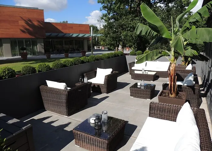 Castillo Del Bosque La Zoreda 5* La Manjoya